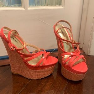 Bebe wedges